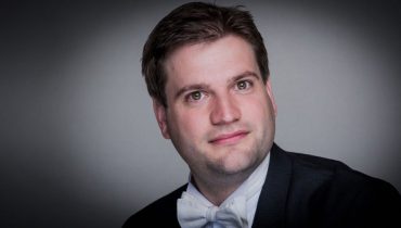 Gareth Brynmor John to receive the Welsh National Opera Sir John Moores Award